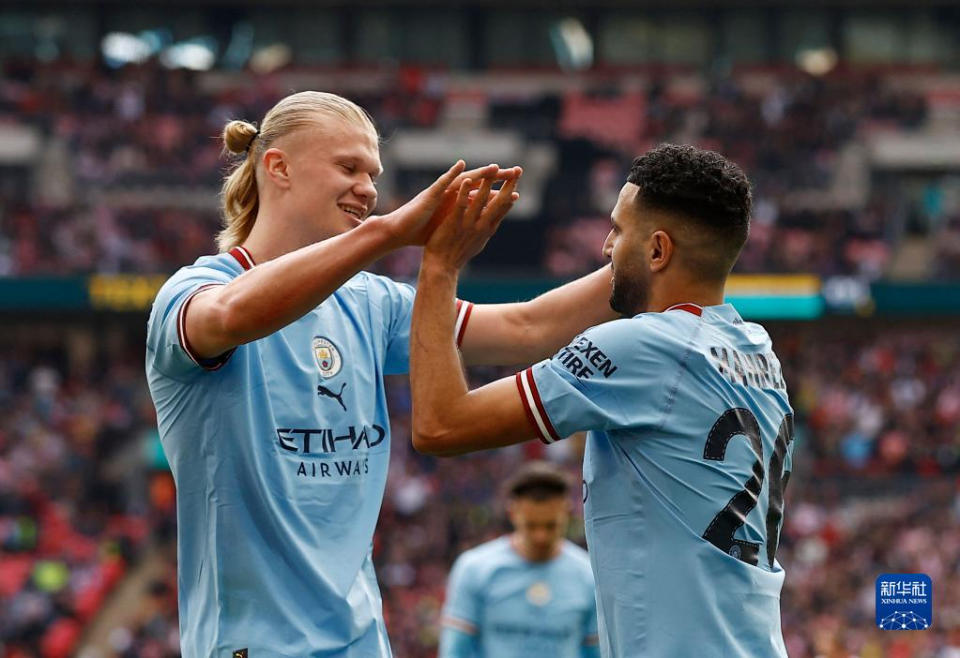 勇士球队助攻率高，全队配合默契