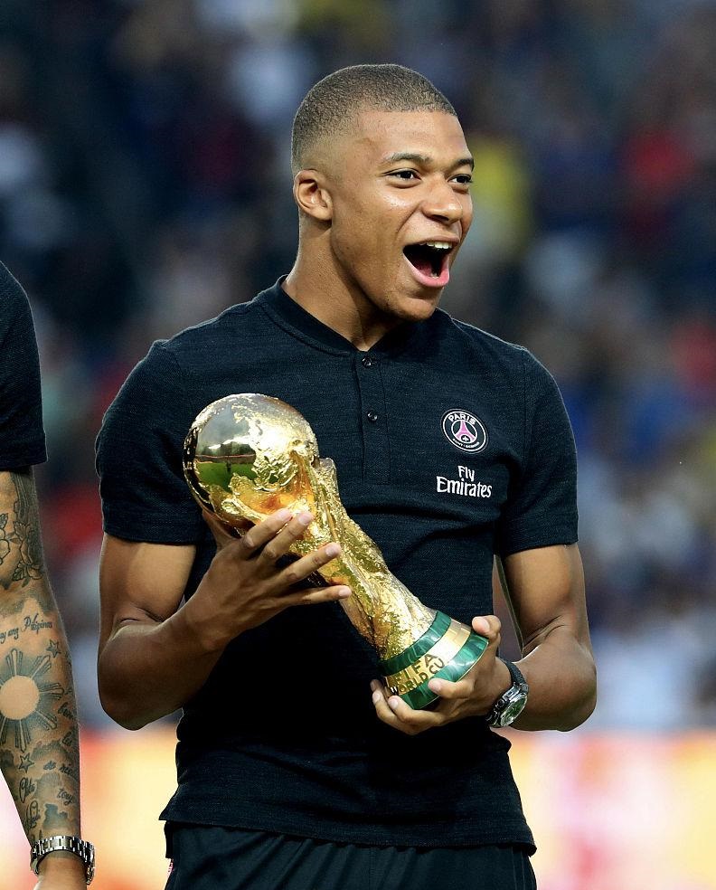 山东vs津门虎：4外援PK3外援，孙启航首发，王大雷缺阵