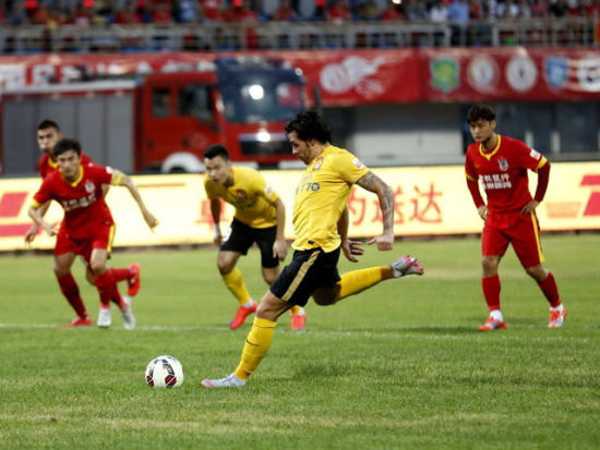 燃炸！13：00央视直播，国乒6连胜冲横扫，德乒黑马能挡吗？