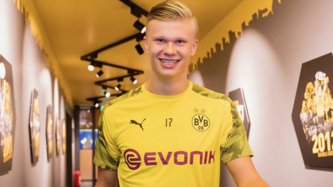 巴西足协主席：内马尔是伟大的球员，世界杯名单完全由安帅定（巴西足协主席：内马尔伟大，世界杯名单由安帅全权决定）