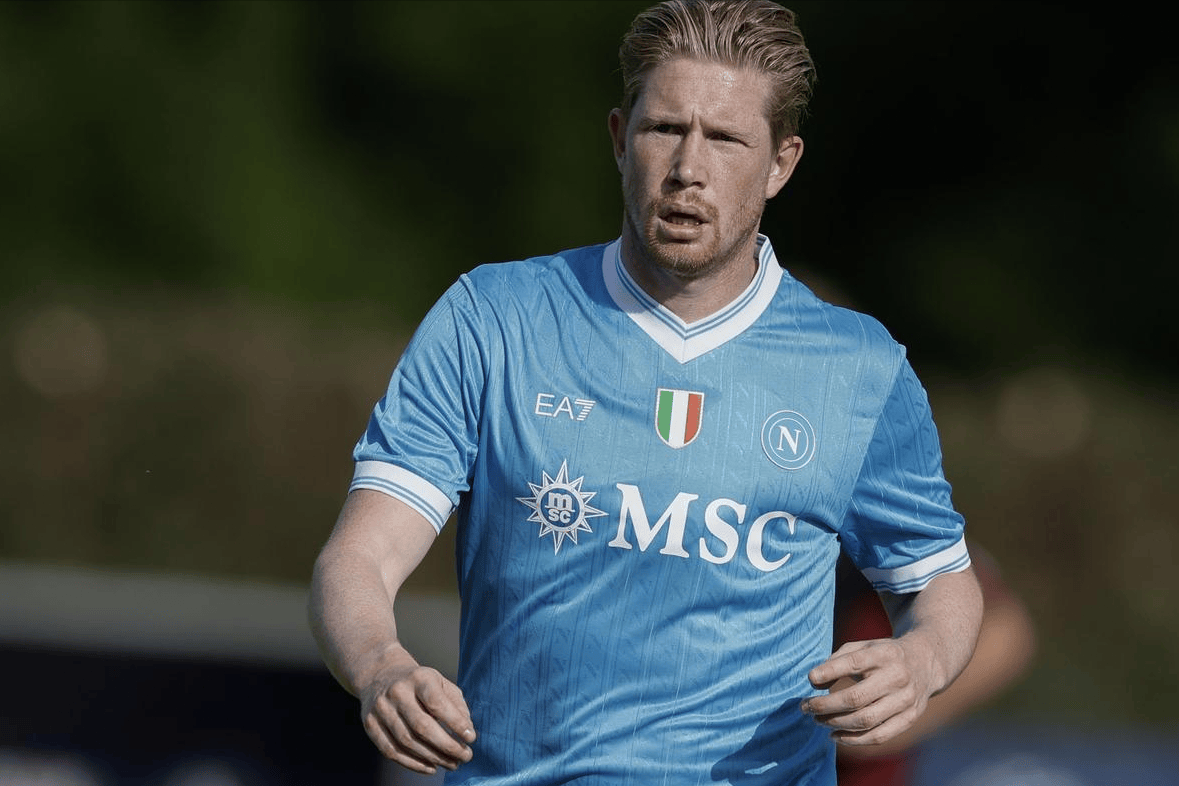 中超赛场争议判罚：VAR引发讨论,（中超判罚惹争议：VAR成焦点）