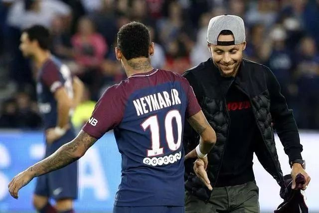 是否考虑冲击阿根廷的第四冠？迪马利亚：现在是新一代的时代